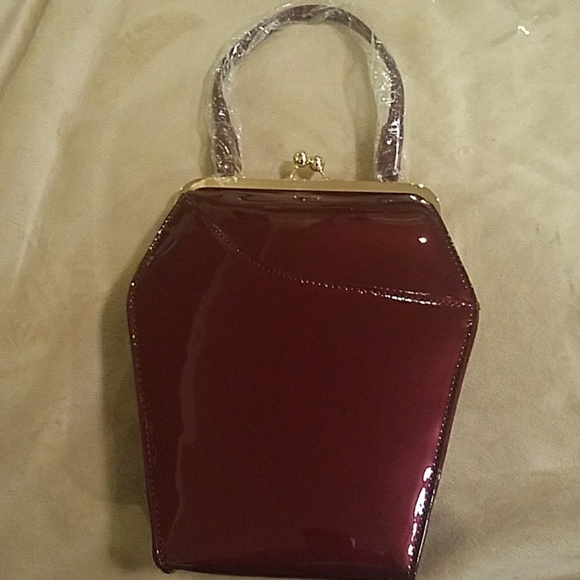 Tatyana Die For Purse BURGUNDY RED Kiss Snap - Picture 3 of 8